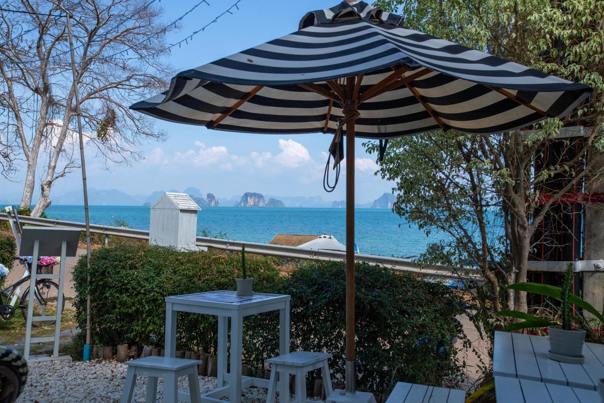 Cape Kudu Hotel, Koh Yao Noi Exterior photo View of Ko Lan from a restaurant in Phuket