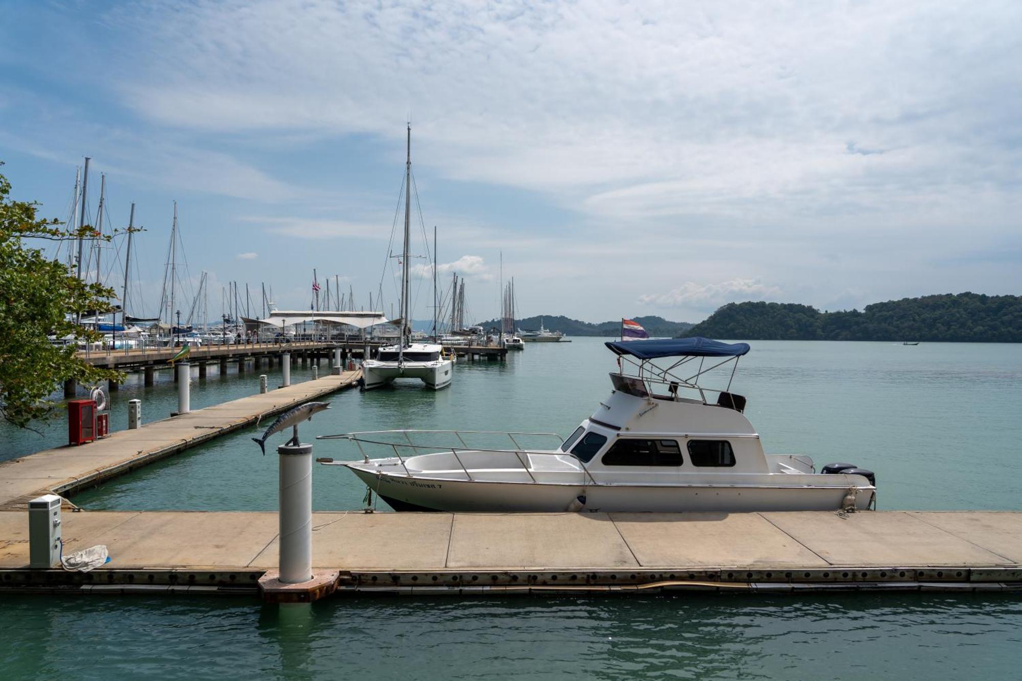 Cape Kudu Hotel, Koh Yao Noi Exterior photo Marina at Phuket